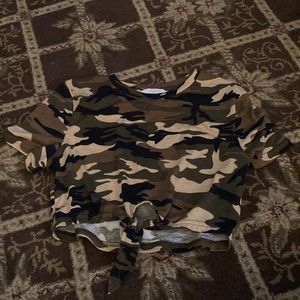 camo crop top!